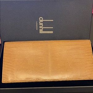 Brand New/Never used Leather wallet, with box